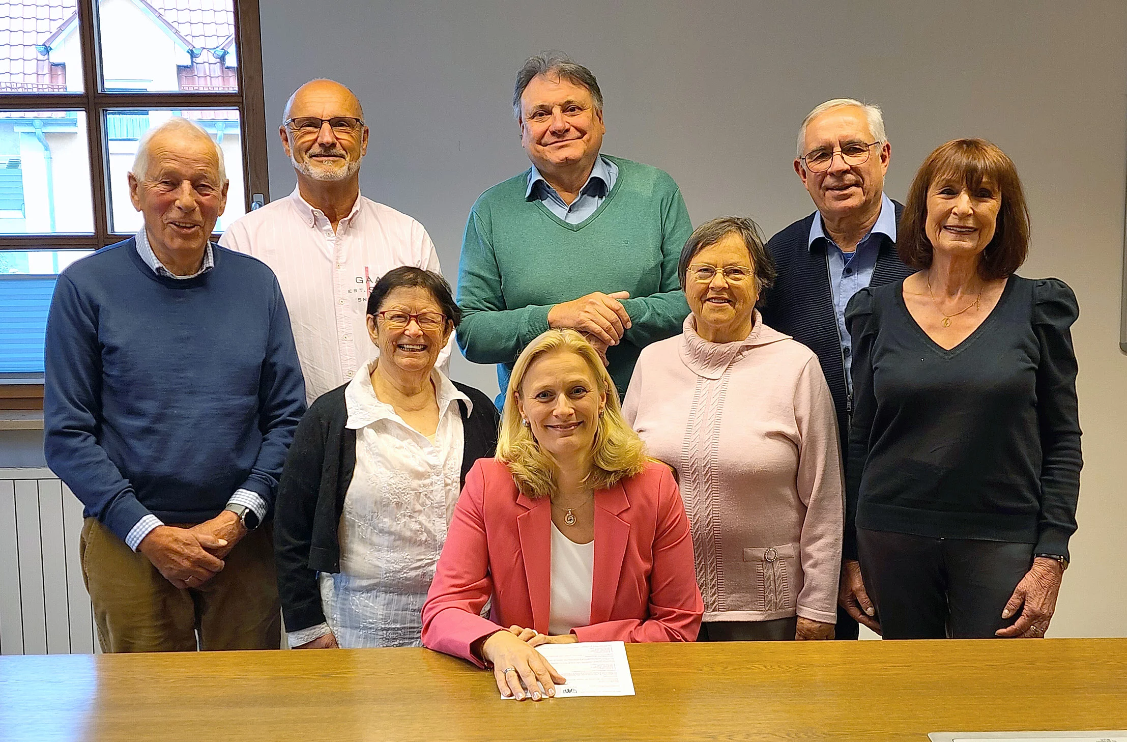 Bürgermeisterin Sandra Perzul stellt neuen Seniorenbeirat vor